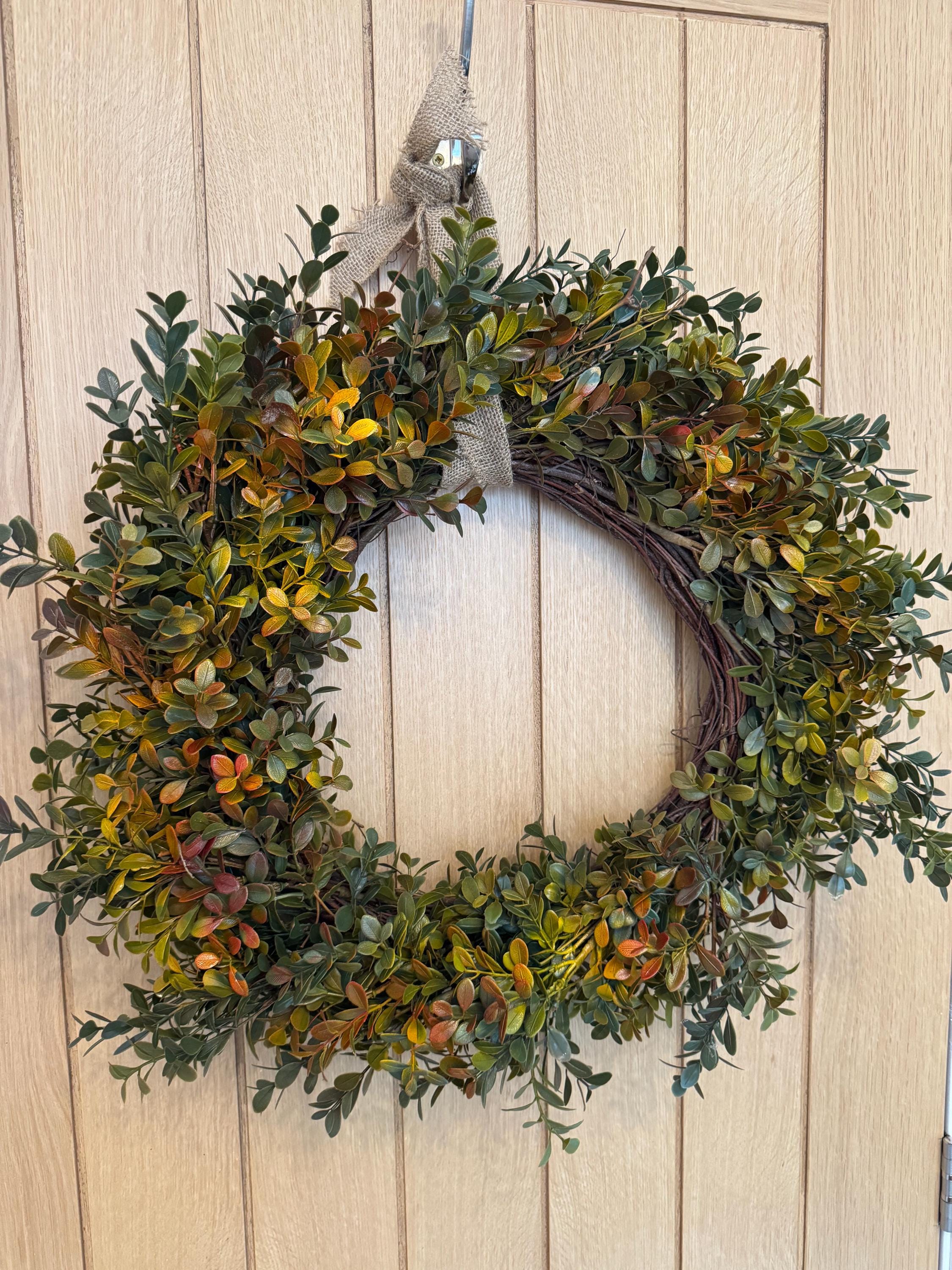 55cm Autumn Coloured Wreath